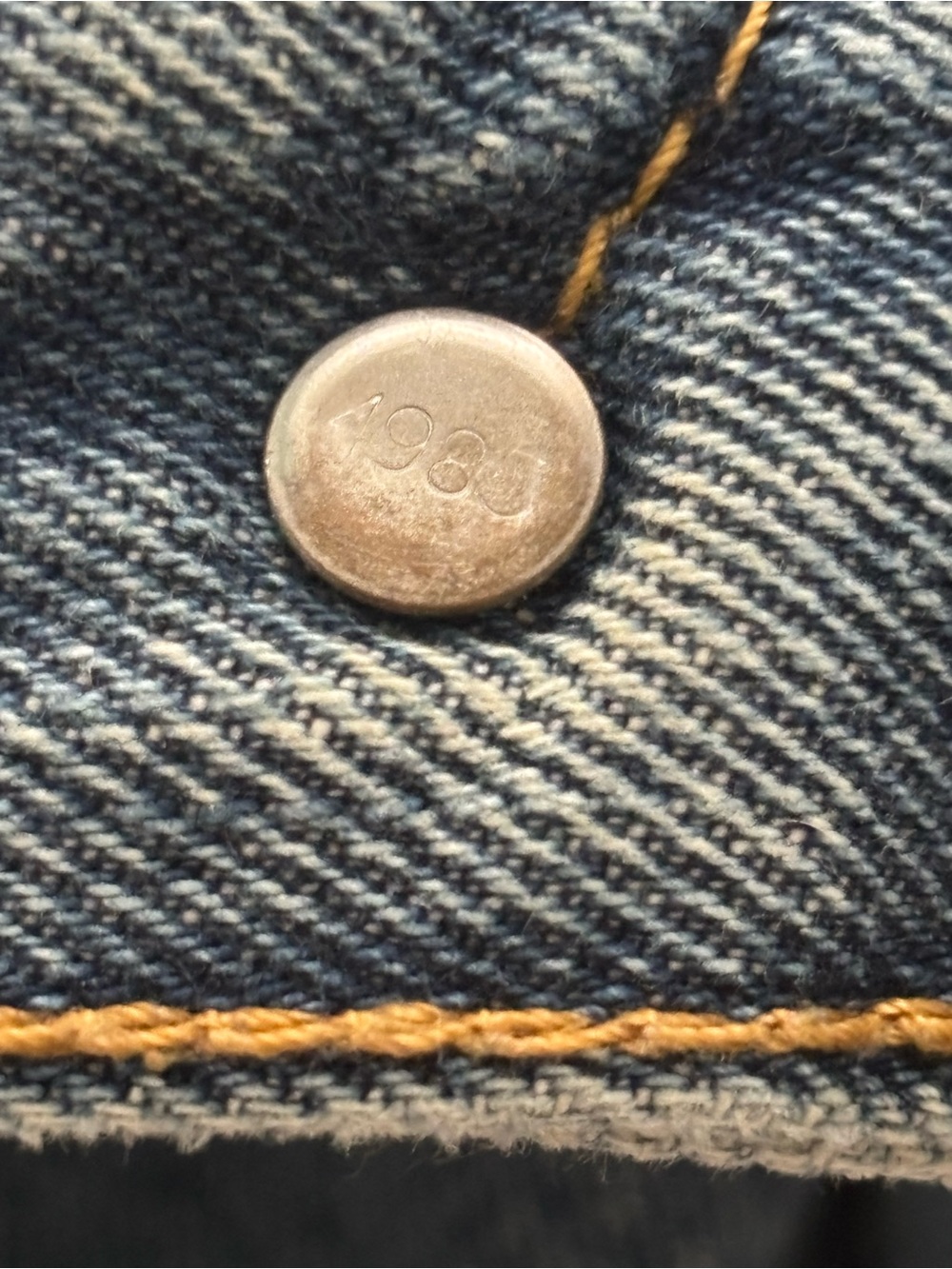 🦄 Vintage Levi’s 501 Jeans - Picture 9 of 9